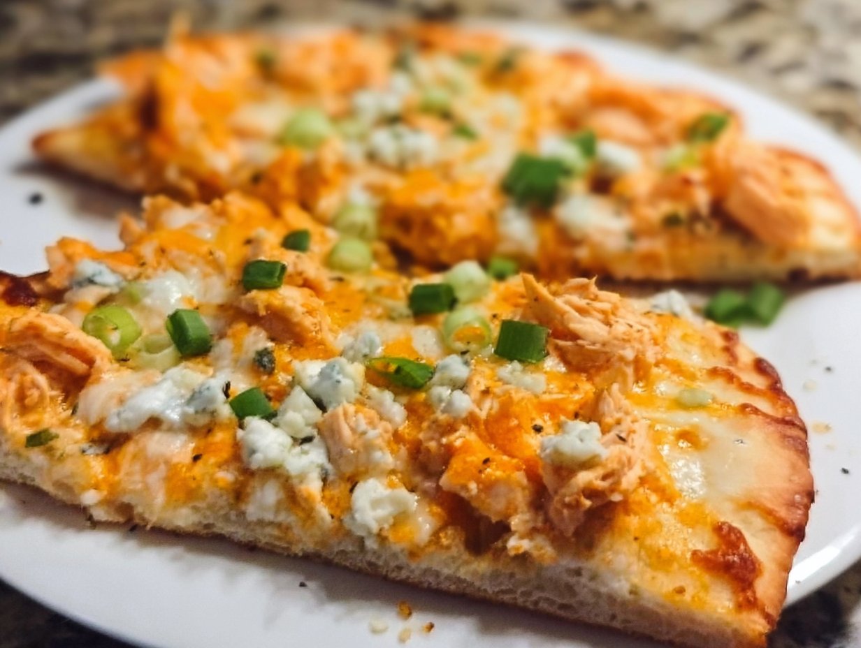 High Protein Buffalo Chicken Flatbread