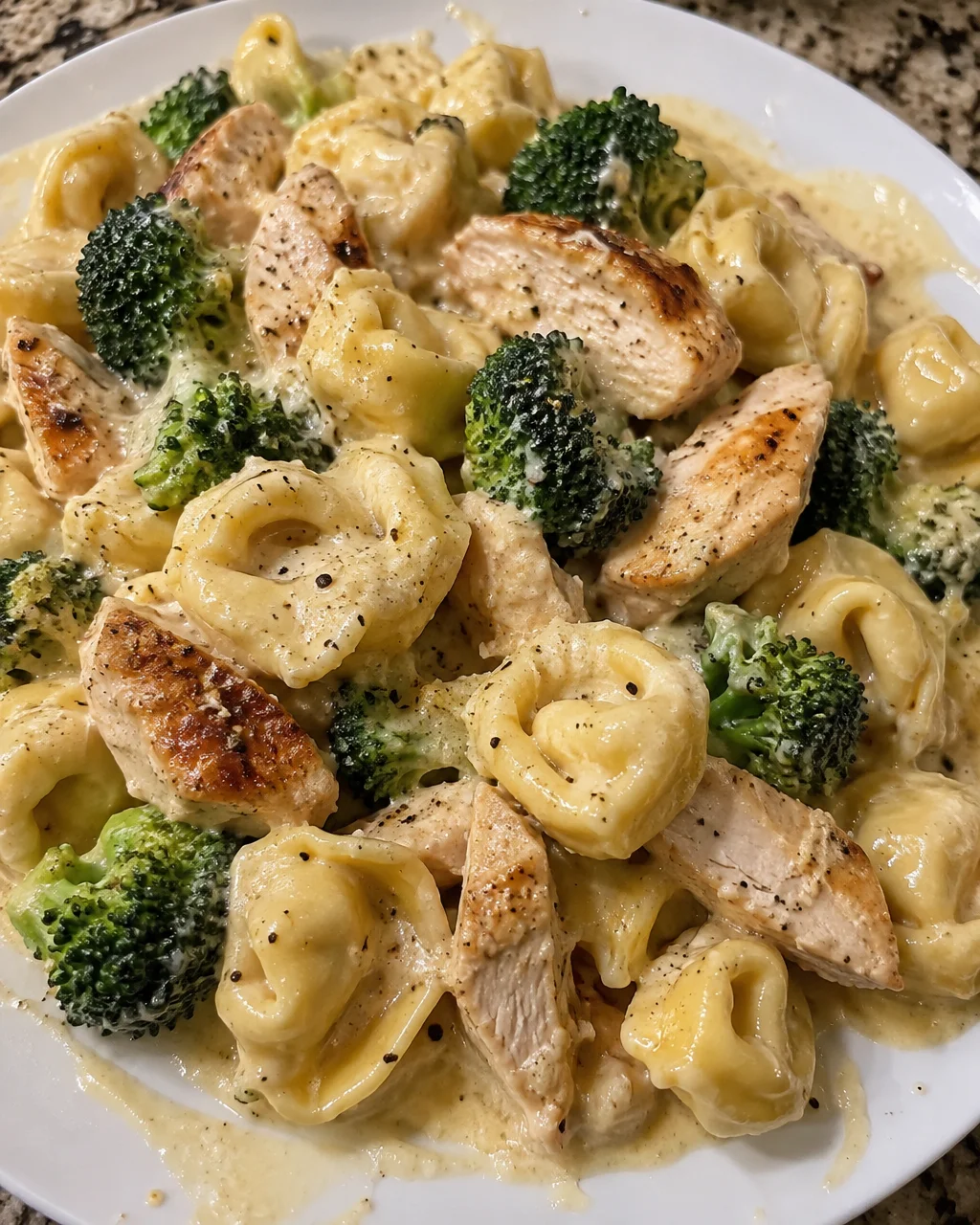 Creamy Garlic Parmesan Tortellini with Chicken and Broccoli